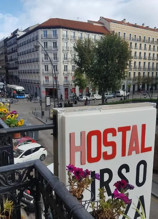 Hostal Tirso Plaza-1